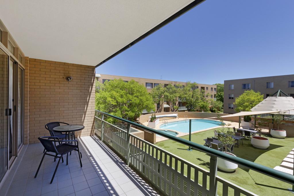 Kingston Terrace Serviced Apartments Canberra Room photo