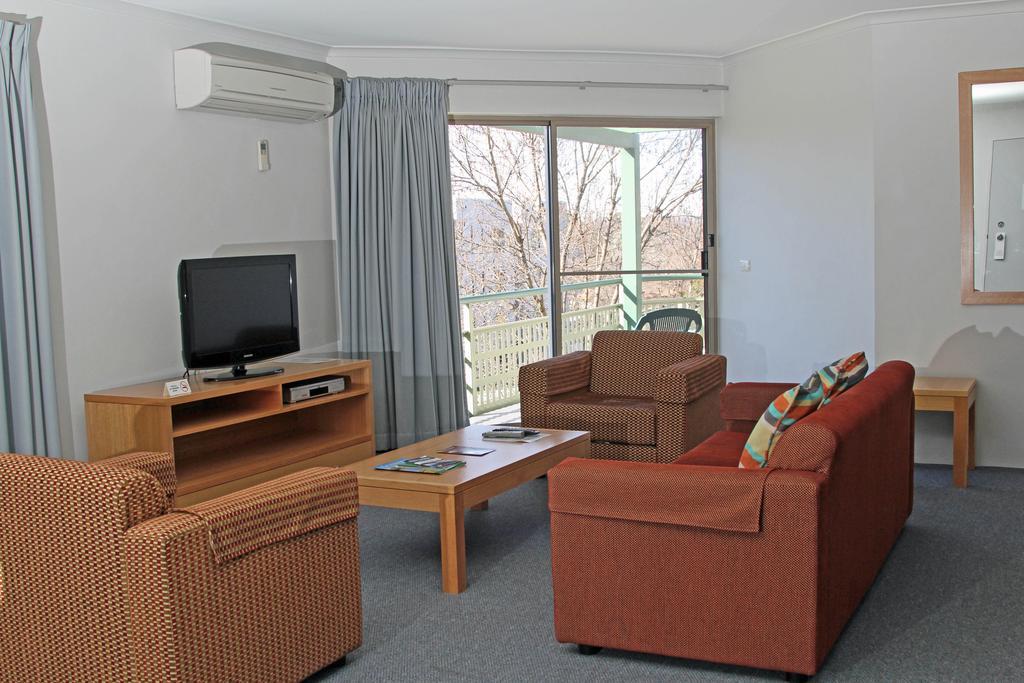 Kingston Terrace Serviced Apartments Canberra Room photo