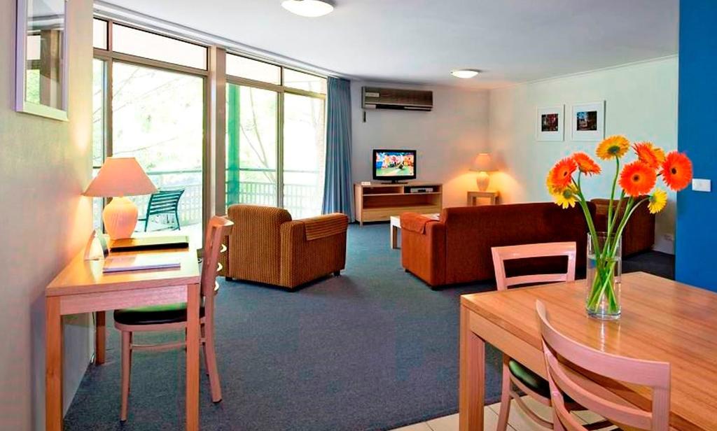 Kingston Terrace Serviced Apartments Canberra Exterior photo